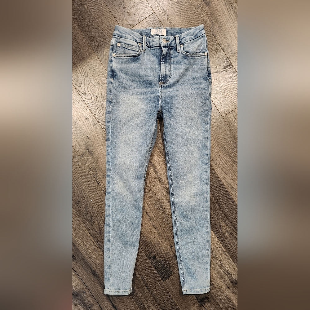 We The Free High Rise Light Wash Blue Jeans